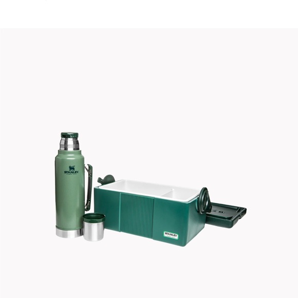 RARE Stanley Green Thermos and Cooler Set Great for Camping 🏕️ - Picture 2 of 7
